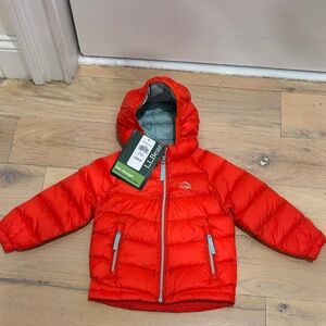 L.L. Bean Vibrant Red Hooded Puffer Jacket NWT